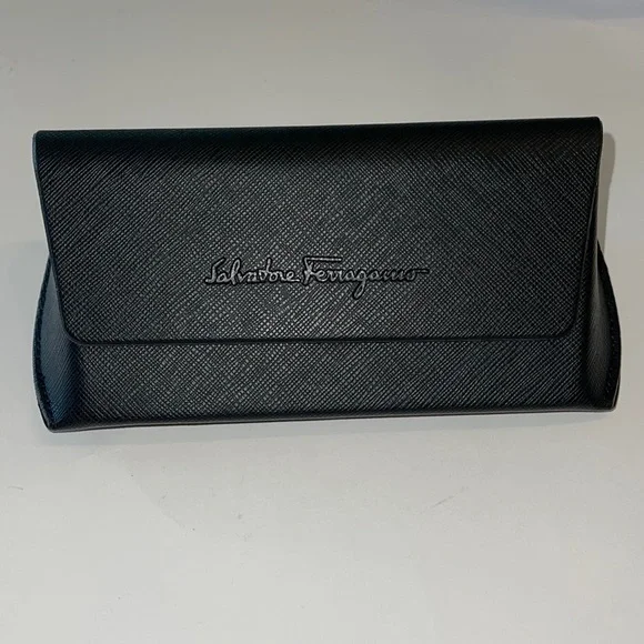 Salvatore Ferragamo Brown Women’s Sunglasses NWT - Picture 10 of 14